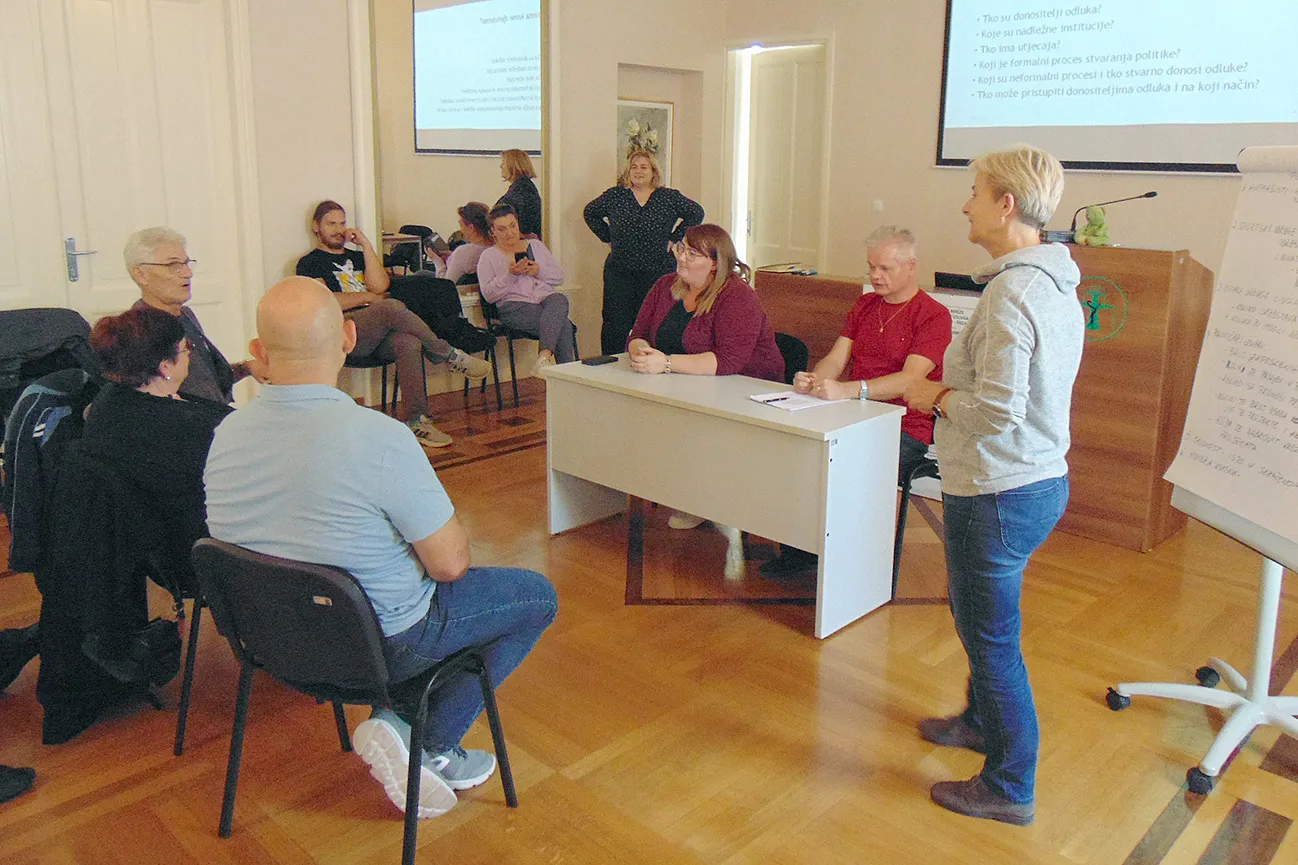 Fotografija uz članak „[PROMO] PROJEKT "NISMO SAMI" Održana radionica za predstavnike udruga osoba s invaliditetom“