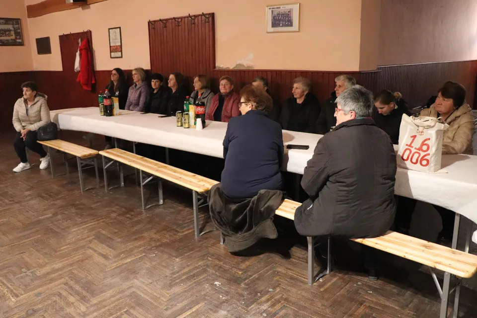 Fotografija uz članak „IZBORNA SKUPŠTINA UDRUGA ŽENA DONJA OBRIJEŽ Dosadašnjoj postavi novi mandat“