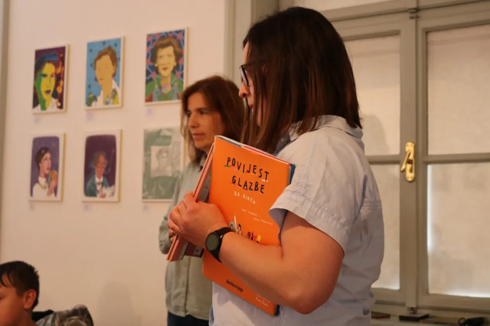 Fotografija uz članak „MULTIPAK 2022. Slušaonicom za osnovnoškolce započeo ovogodišnji program Multipaka“