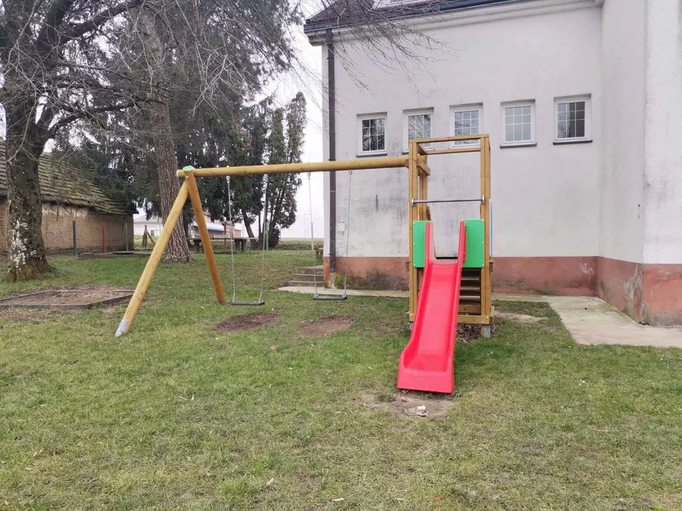 Fotografija uz članak „NA PRIJEDLOG SUGRAĐANA Grad Pakrac u realizaciji malih komunalnih akcija“