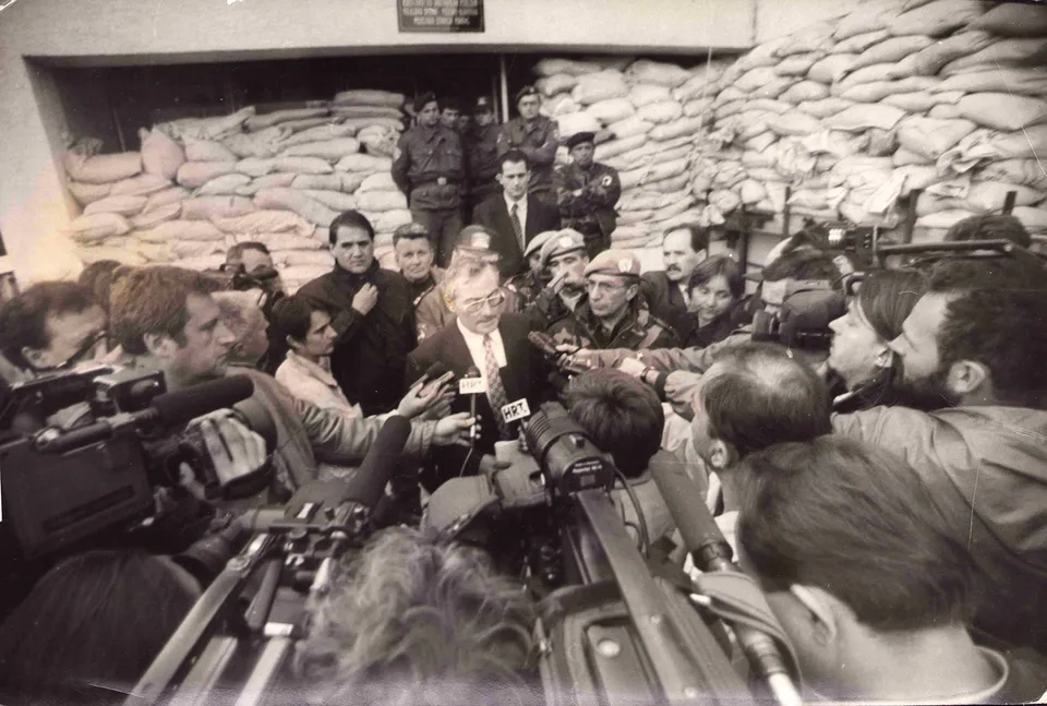 Fotografija uz članak „PAKRAC – MEDIJSKI CENTAR SVIJETA „Bljesak“ iz pera novinara „Pakračkog lista““