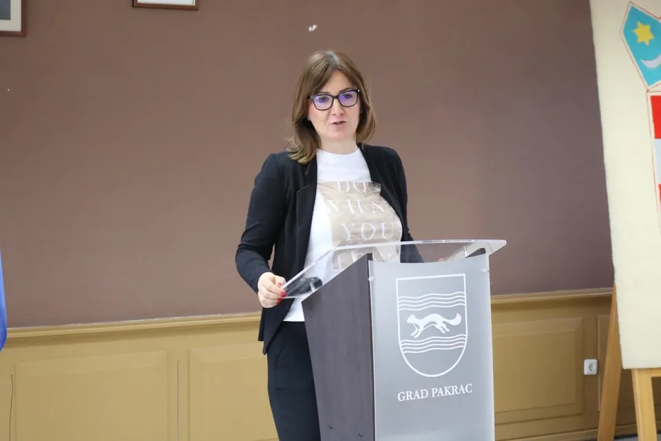 Fotografija uz članak „TISKOVNA KONFERENCIJA NA TEMU AGLOMERACIJE Projekt aglomeracije Lipik-Pakrac u završnoj fazi“
