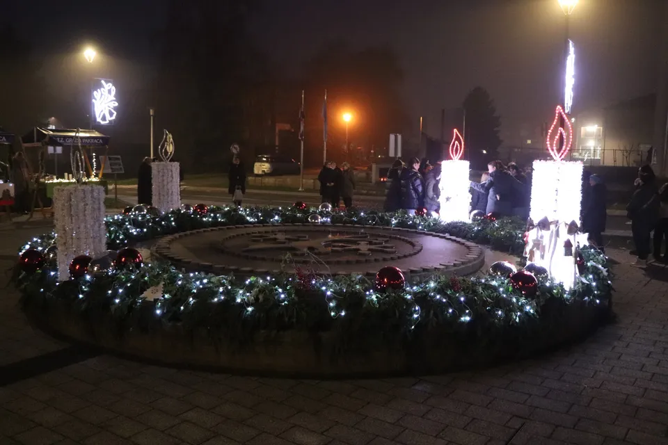 Fotografija uz članak „Paljenje druge adventske svijeće u Pakracu“