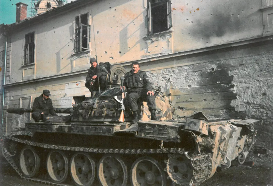 Fotografija uz članak „MUZEJ VOJNE I RATNE POVIJESTI Domovinski rat kroz fotografiju“