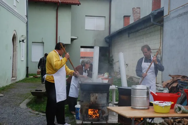 Fotografija uz članak „SREDIŠTE GRADA: Sajam već počeo“
