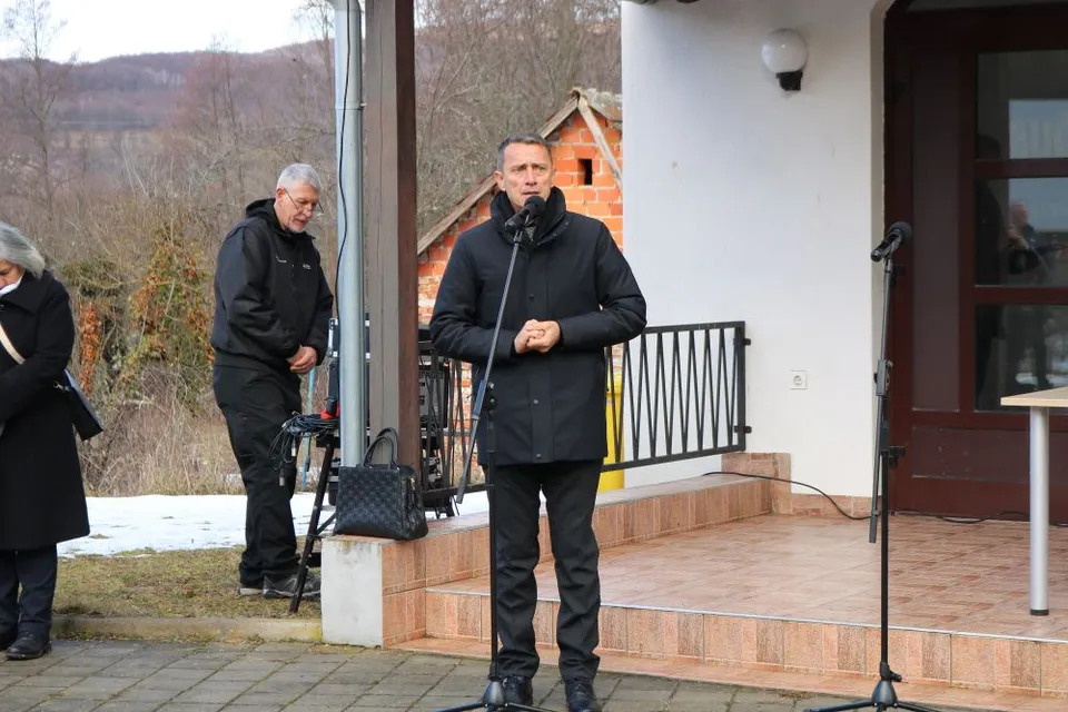 Fotografija uz članak „UDRUGA LOGORAŠA Obilježena 34. obljetnica najveće razmjene logoraša Bučja“
