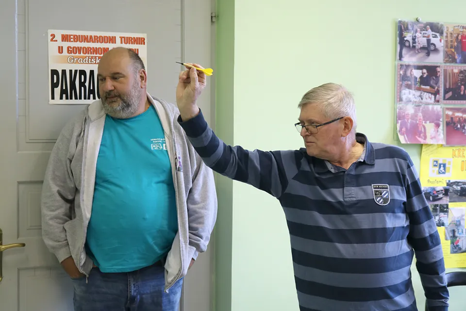 Fotografija uz članak „UDRUGA SLIJEPIH PAKRAC – LIPIK Četiri ekipe na turniru u pikadu povodom Josipova“
