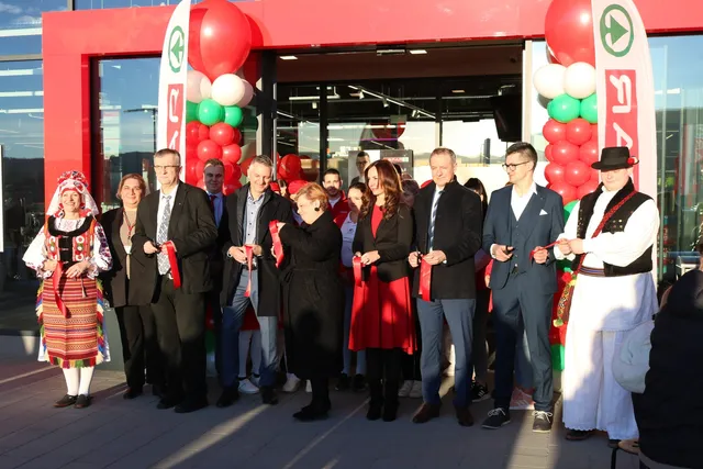 spar naslovna