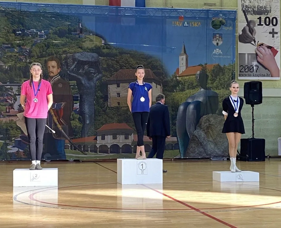 Fotografija uz članak „PAKRAČKE MAŽORETKINJE PRVAKINJE HRVATSKE Kući s dva zlata, srebrom i broncom“