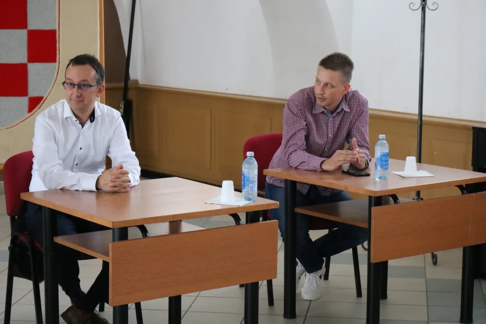 gosti proračun