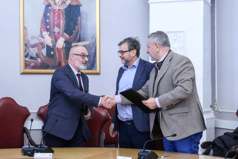 cvor pozega0019