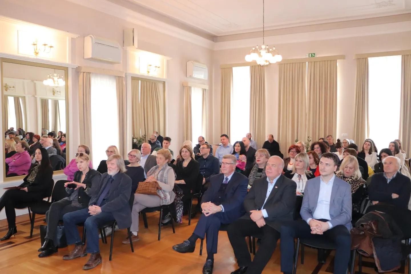 Fotografija uz članak „ZAKLADA „DR. IVAN ŠRETER“ Prestrujnik, šećerice i bakroza - nove najbolje hrvatske riječi“