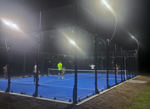 padel liga naslovna teren