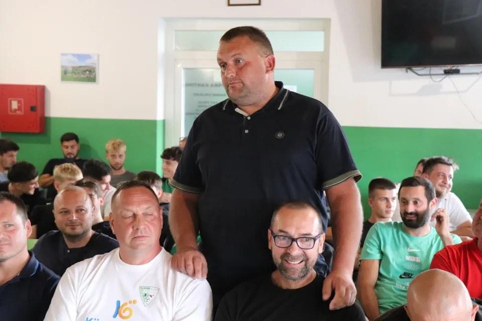 Fotografija uz članak „IZBORNA SKUPŠTINA HAJDUKA Robert Matijašević novi predsjednik“