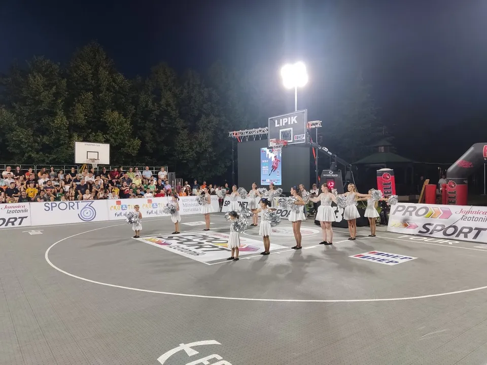 pro 3x3 mazoretkinje