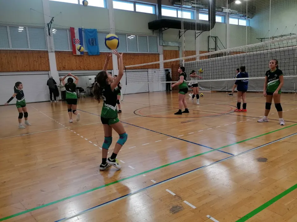 Fotografija uz članak „OK VOLLEY LIPA Vikend obilježile ligaške i jedna prijateljska utakmica“