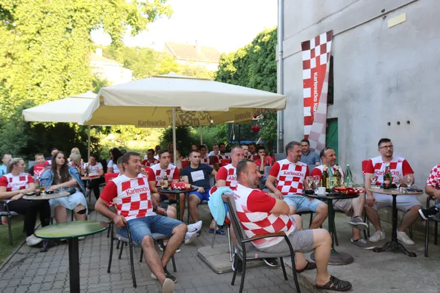 Naslovna