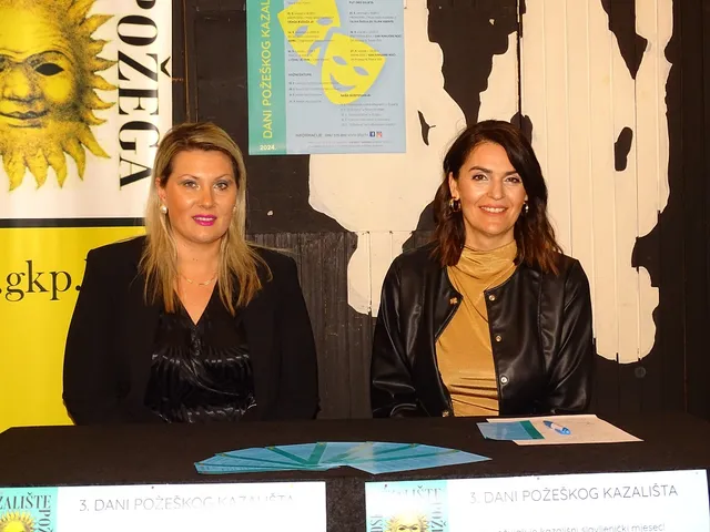 promo simonida naslovna
