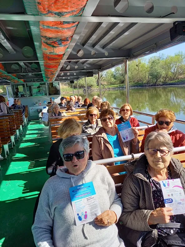 Fotografija uz članak „(PROMO) "ZAJEDNO U DRUGU MLADOST" Pedesetak umirovljenika uživalo na izletu u Kopačkom ritu“