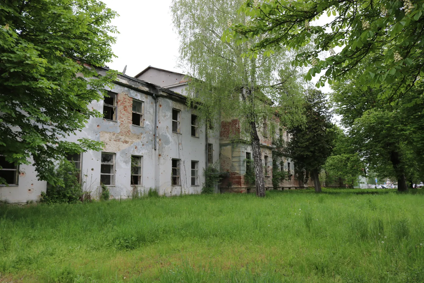 zgrada lice