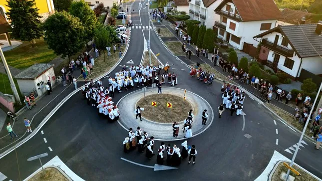 Fotografija uz članak „(PROMO) “Pjesmom u jesen” - tradicijski spektakl i ove godine u Zlatnoj Slavoniji“