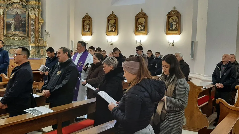 Fotografija uz članak „11. KRIŽNI PUT GRADA PAKRACA U spomen na sve stradalnike u Domovinskom ratu“