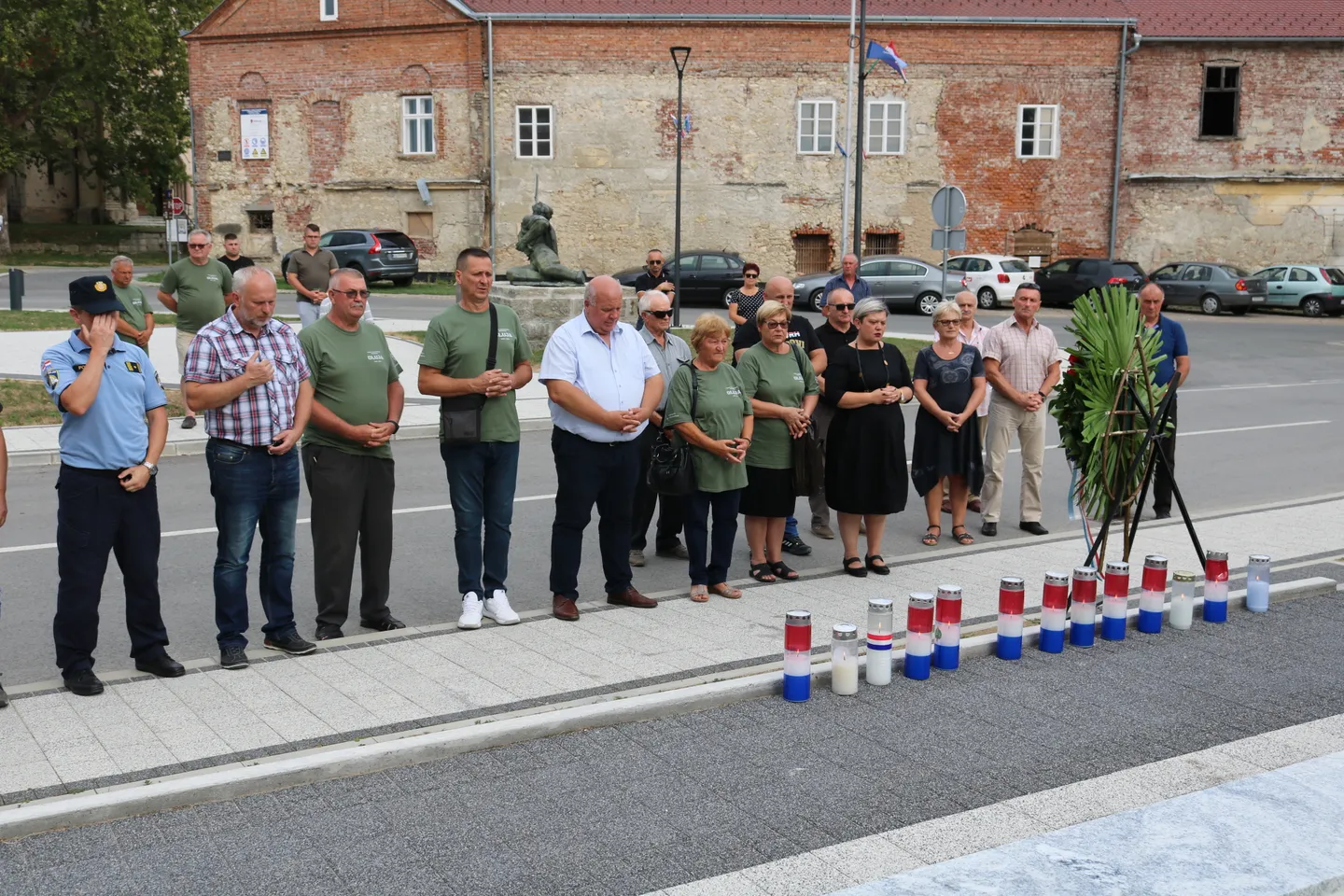 Fotografija uz članak „DAN POBJEDE I DOMOVINSKE ZAHVALNOSTI Odana počast poginulim braniteljima“