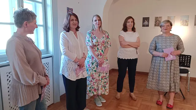 Fotografija uz članak „MUZEJ GRADA PAKRACA Otvorena putujuća izložba 'Neustrašive žene'“