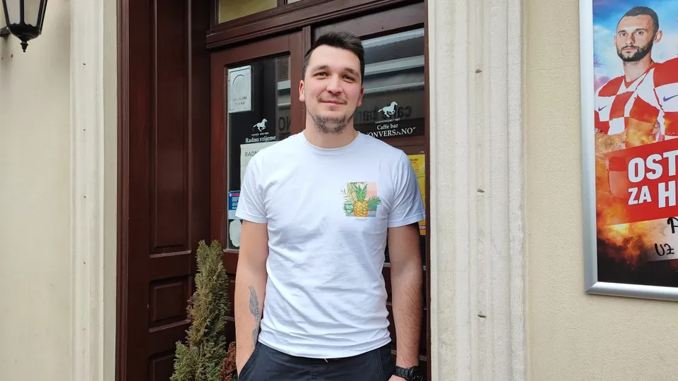 Fotografija uz članak „OBIŠLI SMO PAKRAČKE KAFIĆE NAKON UVOĐENJA EURA: Kava i pivo skuplji, ali ništa dramatično...“