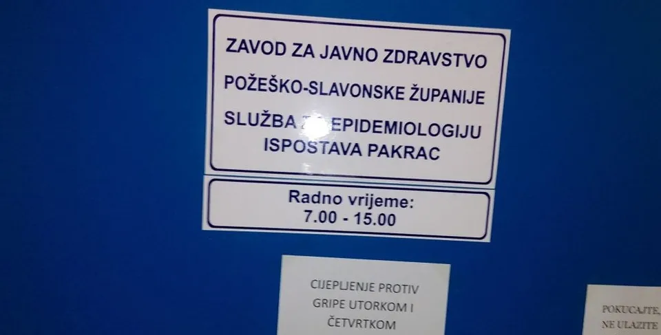 gripa vrata uređeno