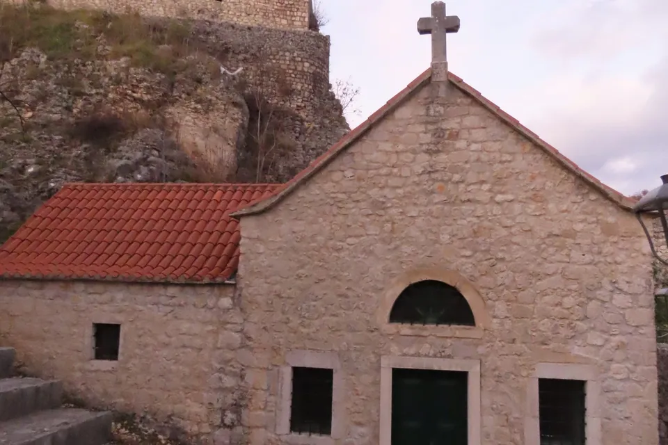 luky crkvica