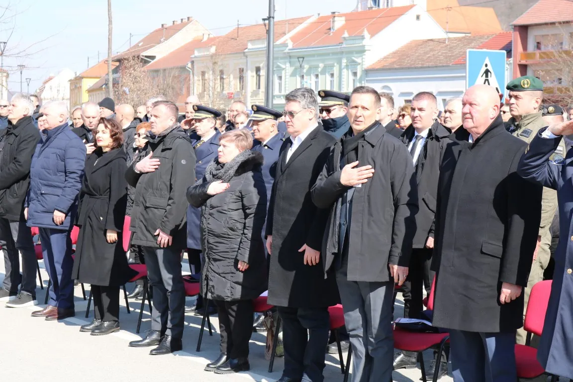 naslovna obraćanja