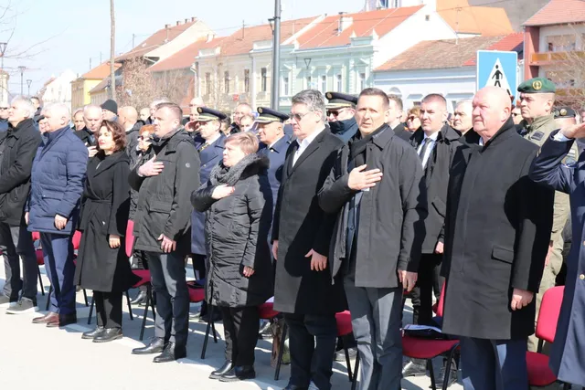 naslovna obraćanja