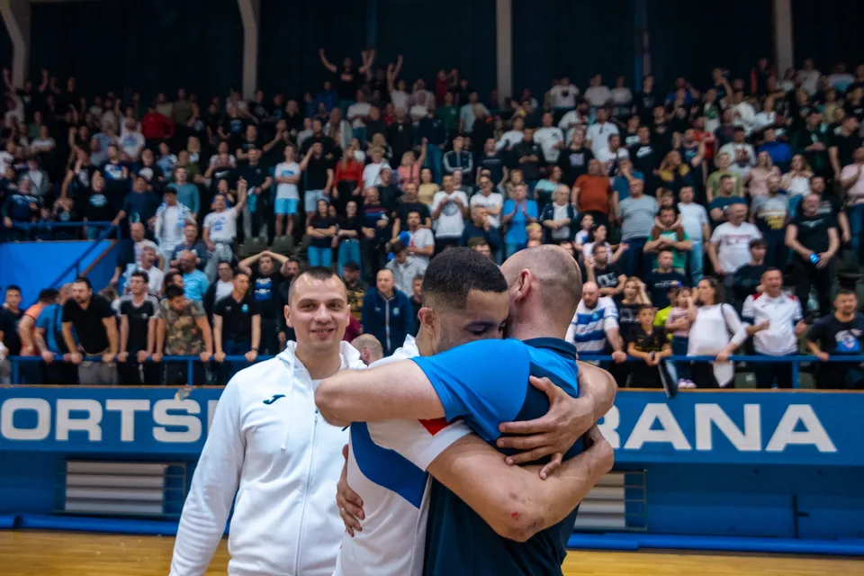 Fotografija uz članak „FUTSAL Trener Hrvoje Ajman iz Pakraca s Osijekom u finalu prvenstva Hrvatske“