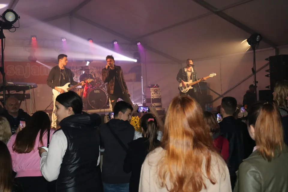 Fotografija uz članak „JOŠ JEDAN USPJEŠAN „SLAVONSKI BANOVAC“ Festival dobrog raspoloženja, graha i srednjeg vijeka“