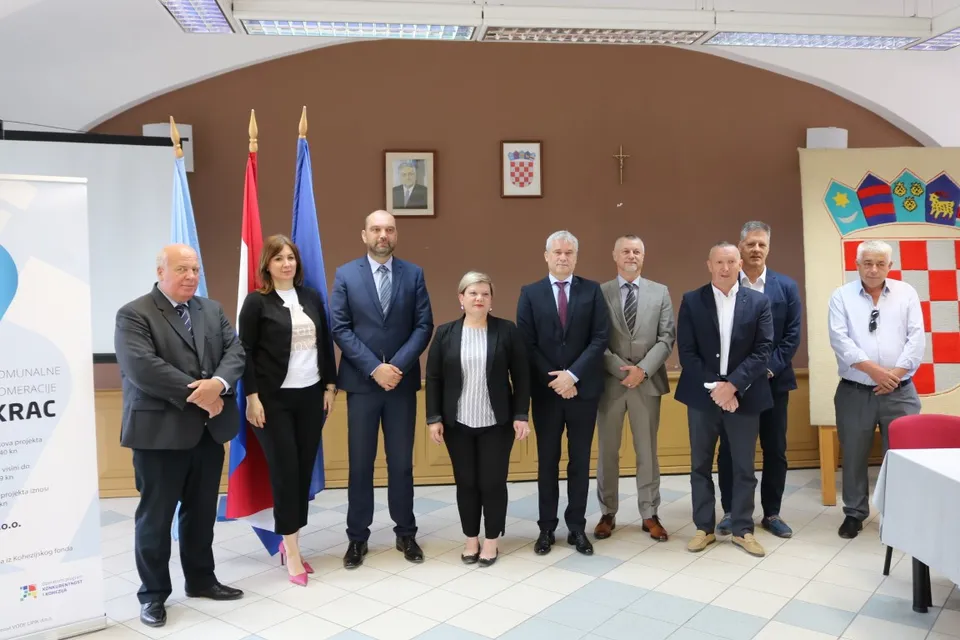 Fotografija uz članak „TISKOVNA KONFERENCIJA NA TEMU AGLOMERACIJE Projekt aglomeracije Lipik-Pakrac u završnoj fazi“