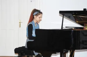 Fotografija uz članak „Izložbom starih nota i instrumenata počelo obilježavanje 20. rođendana“
