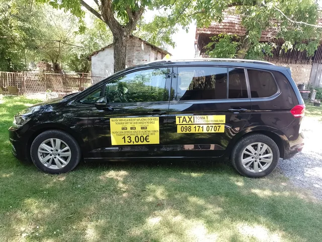 Fotografija uz članak „(PROMO) TAXI TOMA T. „Osim prijevoza, odlazim u trgovinu po namirnice i po stvari koje ste zaboravili ponijeti"“