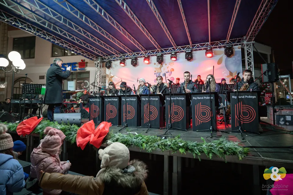 Fotografija uz članak „[PROMO] ADVENT U POŽEGI“