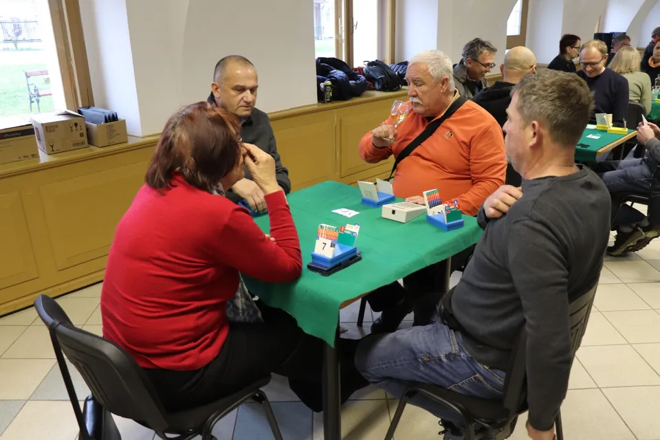 Fotografija uz članak „BRIDGE TURNIR U PAKRACU Natjecanje okupilo 78 sudionika iz cijele regije“