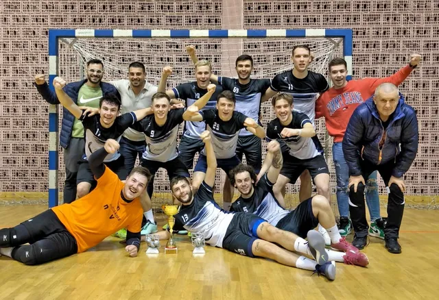 elite academy naslovna
