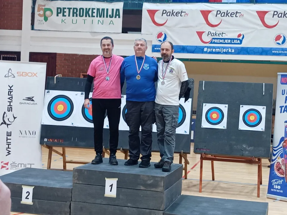 Fotografija uz članak „STRELIČARSTVO Zlatne medalje Šimića i Maroševića u Kutini“