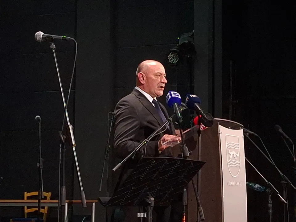 pocetak rata medved
