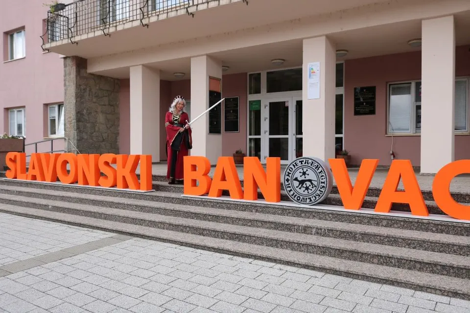 Fotografija uz članak „16. SAJAM SLAVONSKI BANOVAC ”Nije sve u novcu, ima nešto i u banovcu”“