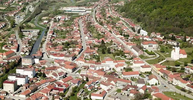 Fotografija uz članak „STOŽER CZ GRADA PAKRACA Javni poziv za dostavu ponuda vlasnika smještajnih jedinica za zbrinjavanje ukrajinskih izbjeglica“