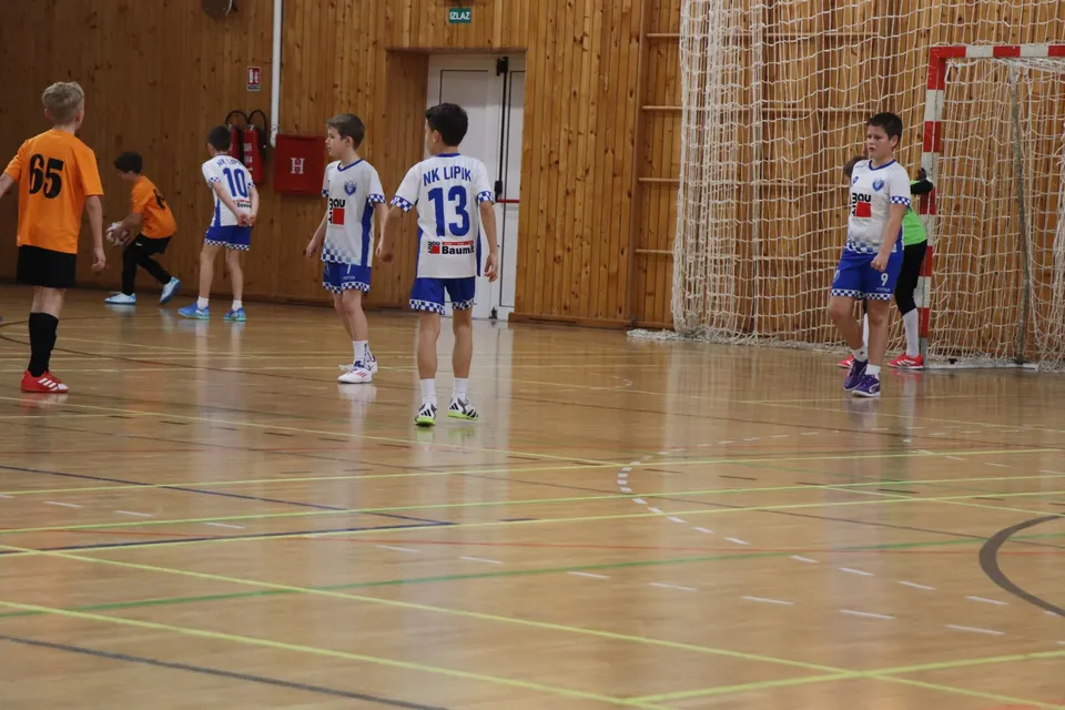 Fotografija uz članak „NOGOMETNI KUNA KUP Suhopolje (U8) i Radnički Županja (U10) osvajači prvog vikenda“