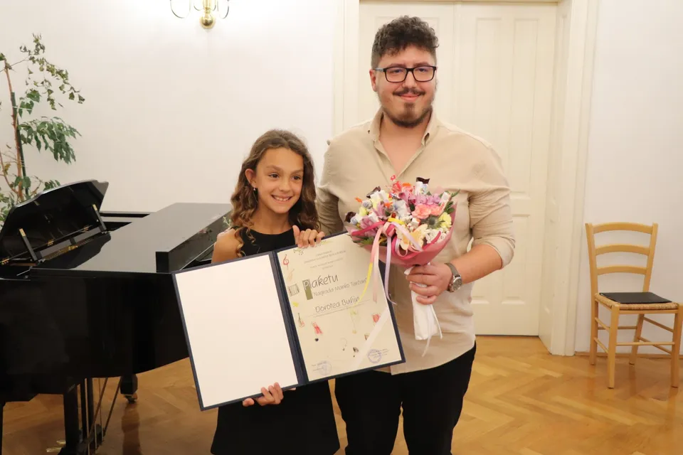 Fotografija uz članak „OSNOVNA GLAZBENA ŠKOLA PAKRAC Dorotea Buhin dobitnica 17. po redu nagrade „Marko Turčan““
