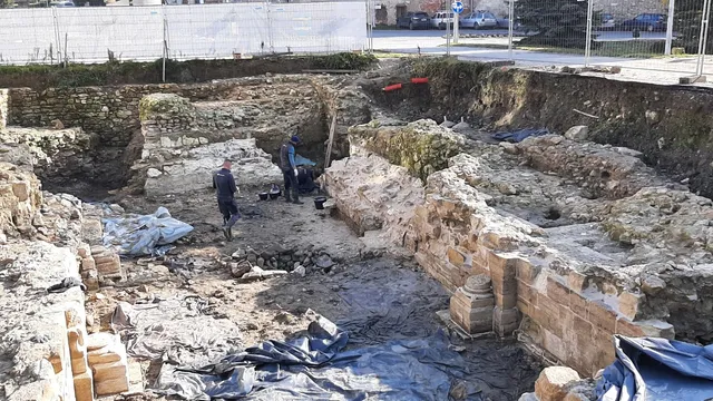Fotografija uz članak „LOKALITET STAROG GRADA PAKRACA U tijeku konzervacija zidova gotičke crkve“