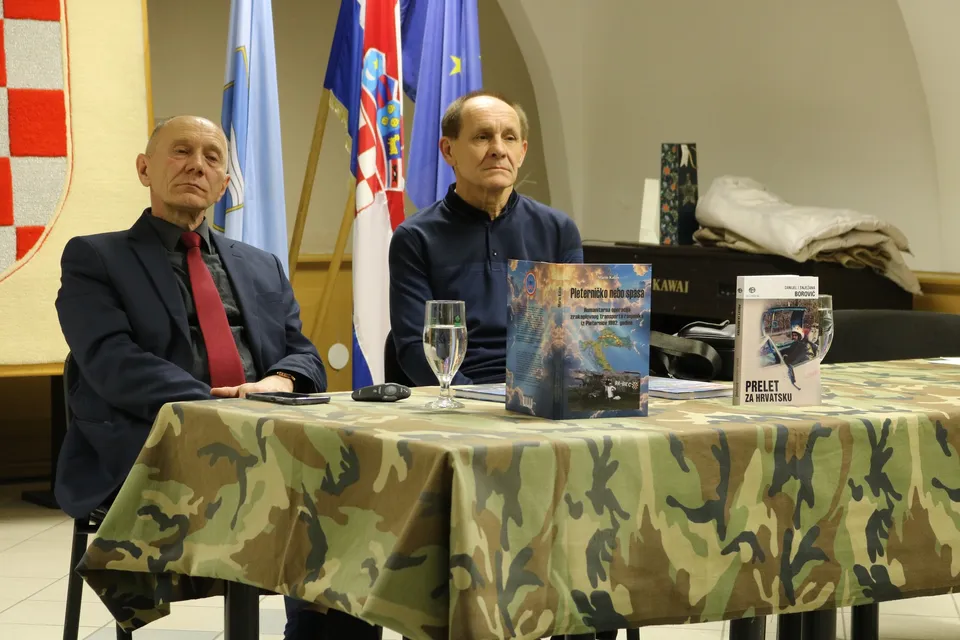 Fotografija uz članak „MUZEJ VOJNE I RATNE POVIJESTI Ratno zrakoplovstvo spasa u Noći muzeja“