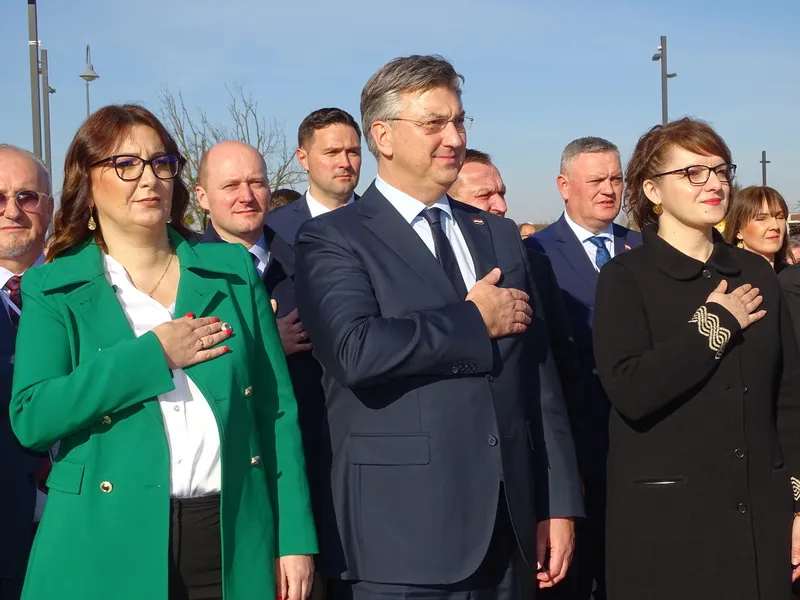 Fotografija uz članak „U PLETERNICI OTVOREN INTERPRETACIJSKI CENTAR MUZEJ BEĆARCA Dobro došli u jedinstveni hram slavonskog života i identiteta“